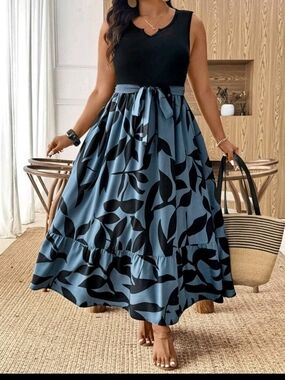 Sleeveless Black & Blue Leaf-Print Maxi Skirt Dress